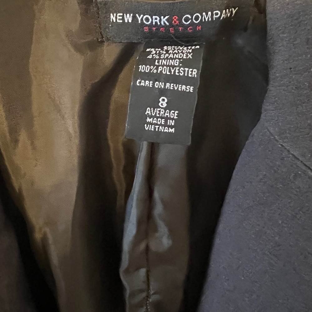 Professional Suit - image 1